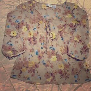 VTG. Jaclyn Smith 3/4 sleeved blouse